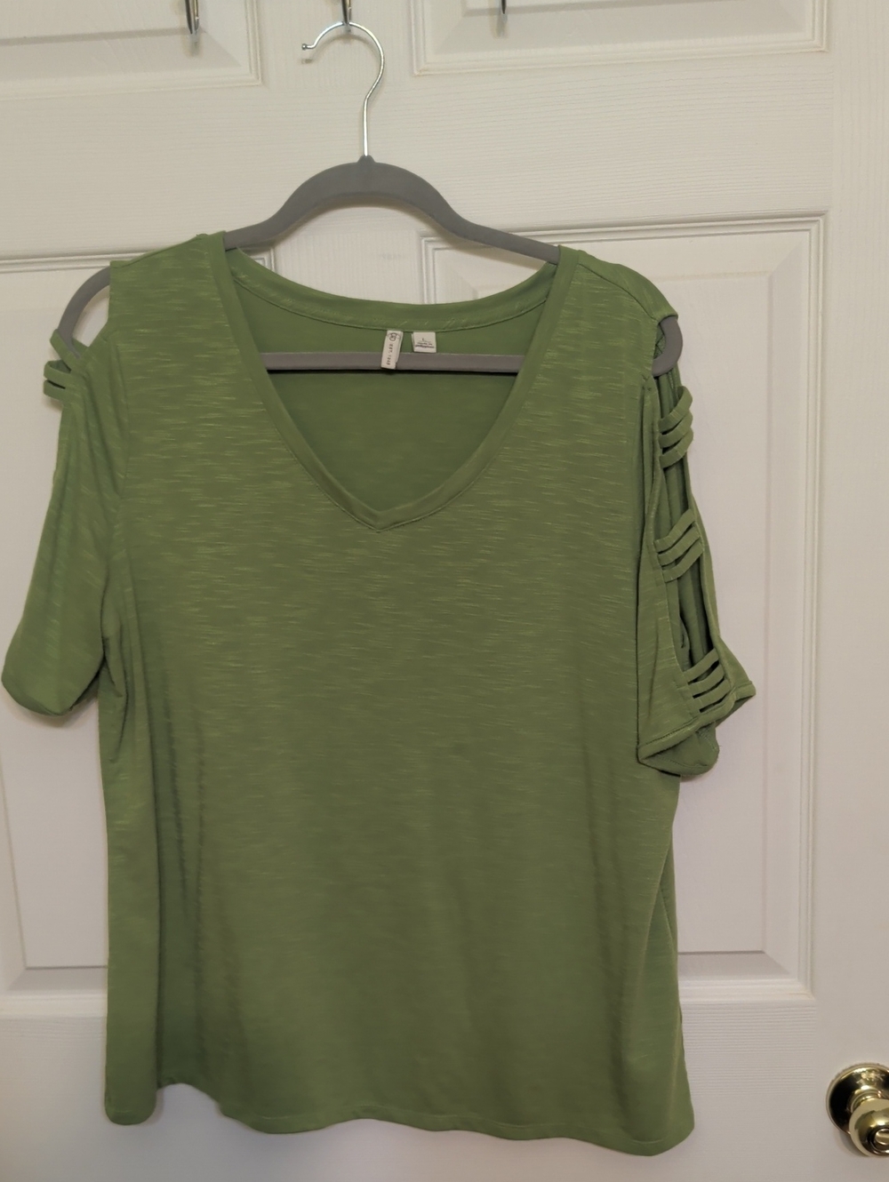 Cato Bright Green Cold-Shoulder V-Neck Top
